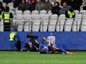 开云体育下载-记者：蒋圣龙、朱辰杰伤势均未痊愈 阿马杜已能取下护具独立行走