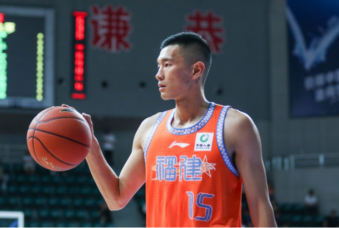 kaiyun-山东男篮重磅引援：3届全明星陈林坚加盟 过去两季连续重伤报销
