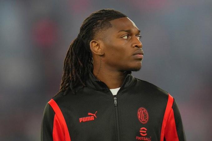 开云体育网址-跟队记者：莱奥的小腿仍有些不适，出战博洛尼亚的可能性较小